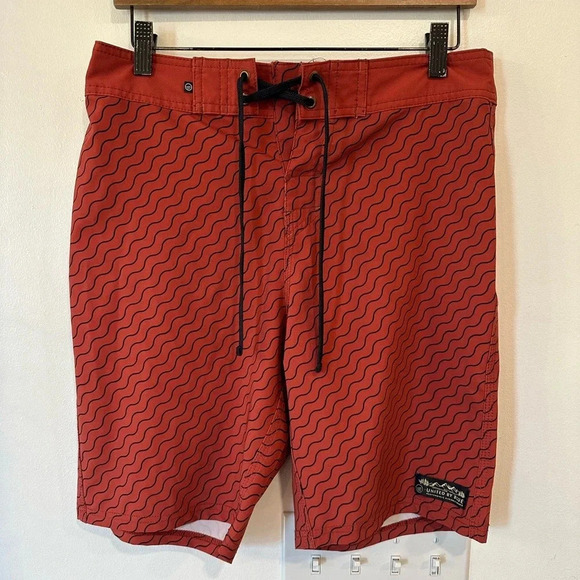 United By Blue Blue Board Shorts Swim Rust/Orange Size 30 Quick Drying - Picture 1 of 4